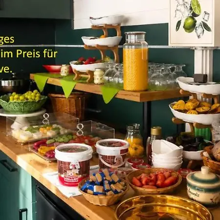 Mit Fruehstueck